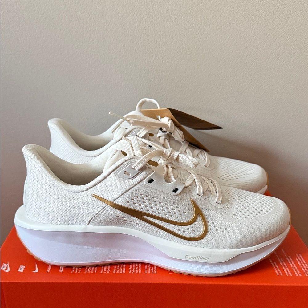 Nike Quest 6 White Metallic Gold FD6034-003 Women’s Size 10